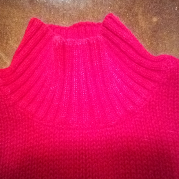 Faded Glory Sweaters - Vintage Vibrant Red sleeveless sweater, size small